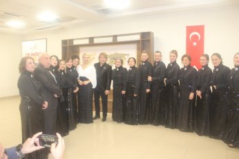 Beşinci konserde Zeki Müren’i yâd ettiler