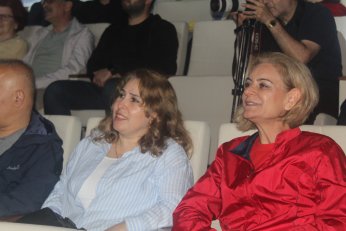 Beşinci konserde Zeki Müren’i yâd ettiler