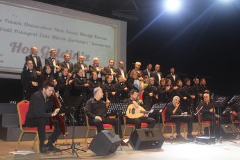 Beşinci konserde Zeki Müren’i yâd ettiler
