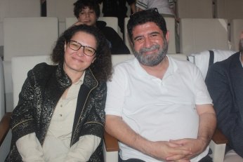 Beşinci konserde Zeki Müren’i yâd ettiler