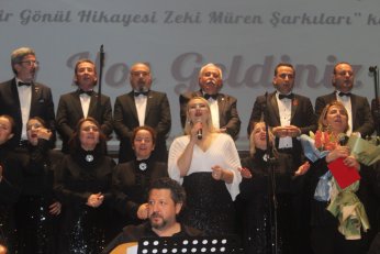 Beşinci konserde Zeki Müren’i yâd ettiler