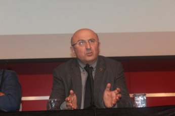 Toplumları ileriye korku değil dayanışma taşır