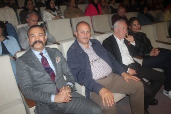 Oyun oyun türkü türkü Türkiye turu 