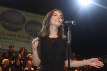 Oyun oyun türkü türkü Türkiye turu 