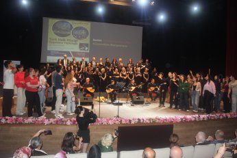 Oyun oyun türkü türkü Türkiye turu 