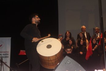 Oyun oyun türkü türkü Türkiye turu 