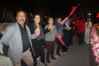 Oyun oyun türkü türkü Türkiye turu 