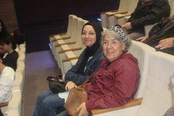 Oyun oyun türkü türkü Türkiye turu 