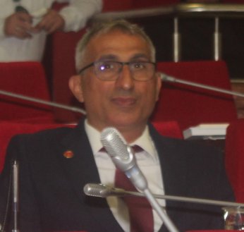 İlk icraatında Pelitli’de paralı park önerdi