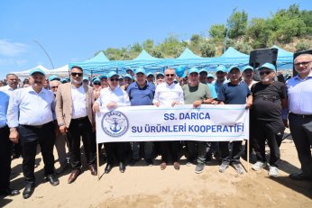 Bu yıl ilk kez Mersin Balığı da bırakıldı