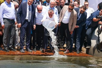 Bu yıl ilk kez Mersin Balığı da bırakıldı