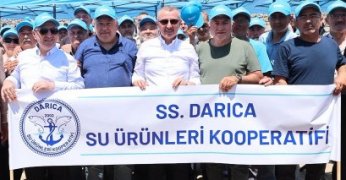 Bu yıl ilk kez Mersin Balığı da bırakıldı