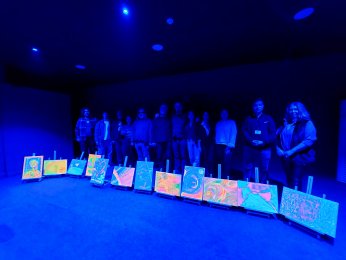 Karanlıkta resim atölyesi