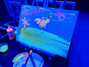 Karanlıkta resim atölyesi