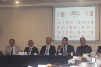 Türkiye iki partiye mahkûm değil