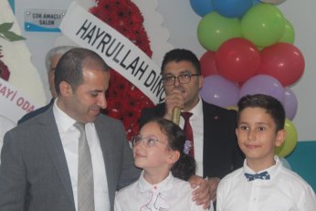 Ömrü ve ismi gelecek nesillerde yaşayacak 
