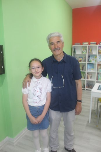 Ömrü ve ismi gelecek nesillerde yaşayacak 
