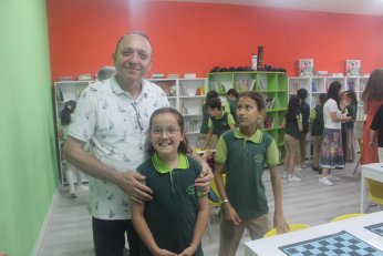 Ömrü ve ismi gelecek nesillerde yaşayacak 