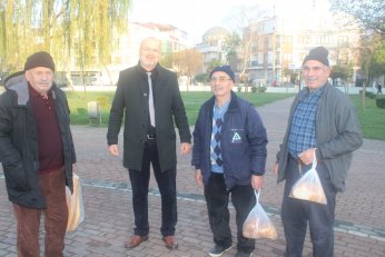 Muhtar adayları vatan  milletle sınanmamalı