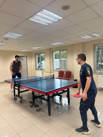 Voleybolda “asiller” tenis  ve tavlada “yedekler”