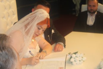 Başkent’ten gelen gelin cüzdanı kaptırmadı 