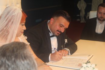 Başkent’ten gelen gelin cüzdanı kaptırmadı 