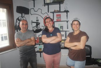 Feniş’i, Çelmer’i Smart’ı da katarak oynadılar