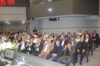 ABD’ye satmak için üretim.  Dünyaya satmak için kreatif