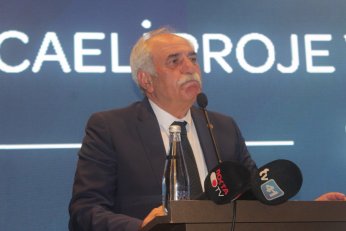 Halka yaşadığını anlatmayın. Güvenini kazanın