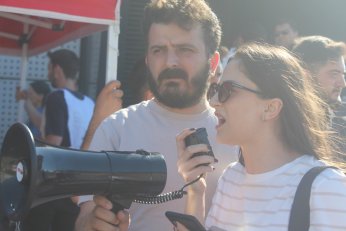 Dilovalı baskı ve kabuğu kırıyor
