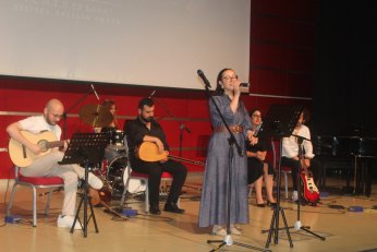 Şarkılar melodiler semaya. Fidanlar toprağa TEMA'ya