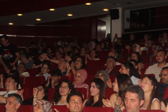 Şarkılar melodiler semaya. Fidanlar toprağa TEMA'ya