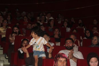 Şarkılar melodiler semaya. Fidanlar toprağa TEMA'ya