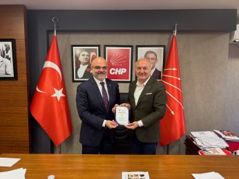 Şerifalioğlu destekçileriyle davet etti