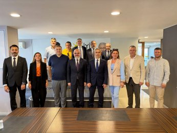 Şerifalioğlu destekçileriyle davet etti