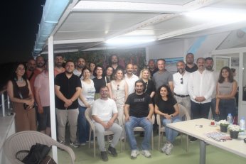 Çok büyük aileyiz. Daha genişlemek istemiyoruz 