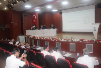 Belediye kredi kartından  caydı. Zammı eylüle erteledi