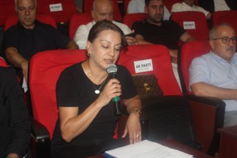 Belediye kredi kartından  caydı. Zammı eylüle erteledi