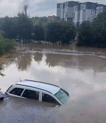 Hacı Filik: Mizahın arkasında ihmal var