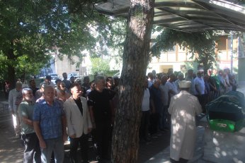 Abdullah Özer son yolculuğuna uğurlandı