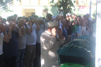 Abdullah Özer son yolculuğuna uğurlandı