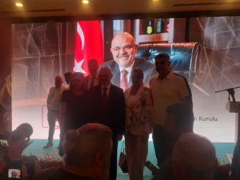 Nail abisi yoktu ama ablaları geldi