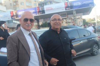 Nail abisi yoktu ama ablaları geldi