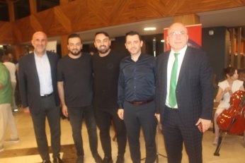 Nail abisi yoktu ama ablaları geldi