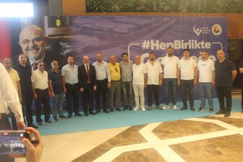 Nail abisi yoktu ama ablaları geldi