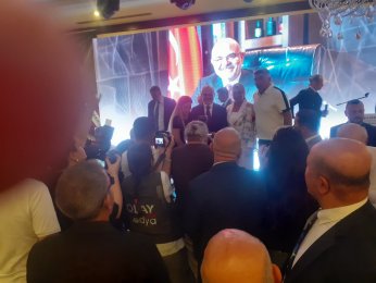 Nail abisi yoktu ama ablaları geldi