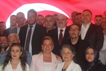 Nail abisi yoktu ama ablaları geldi