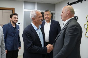 GTO Başkanı işçi sendikasını ziyaret etti