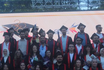 GTÜ’de her yer tören alanı