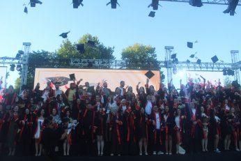 GTÜ’de her yer tören alanı